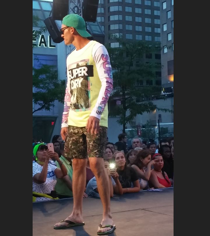 Défilé_Alton Gray2